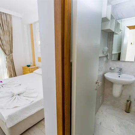 Otel Defne