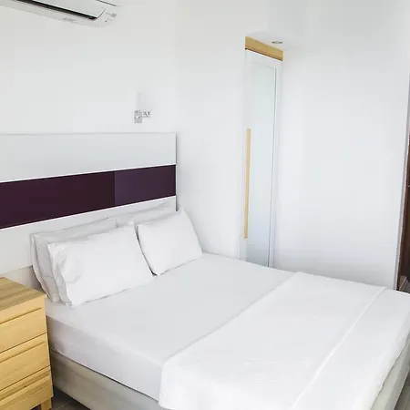 Hotel Defne 3*